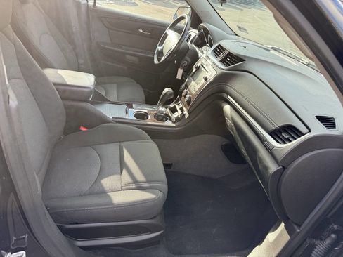 Used 2015 Chevrolet Traverse LT image 14