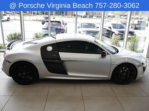 Used 2011 Audi R8 V10 AWD/4WD image 5