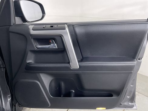 Used 2019 Toyota 4Runner SR5 image 24