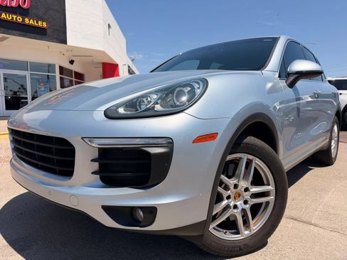 Used 2016 Porsche Cayenne AWD/4WD image 1