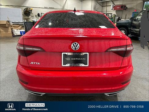 Used 2020 Volkswagen Jetta R-Line w/ R-Line Cold Weather Package FWD image 7