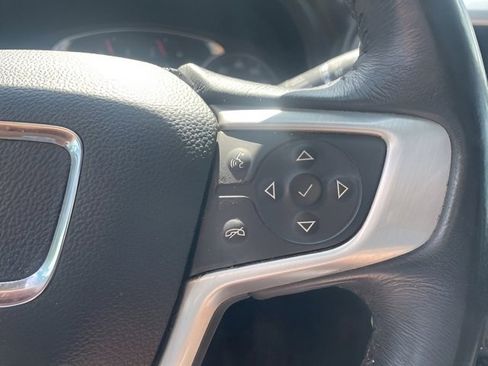 Used 2017 GMC Acadia SLT FWD image 22