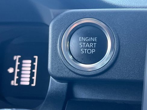 Certified 2025 Toyota 4Runner SR5 image 27