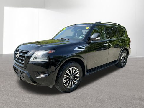 Used 2023 Nissan Armada SL w/ Midnight Edition Package AWD/4WD image 7