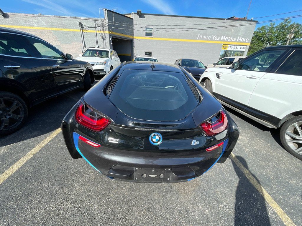 Used 2015 BMW i8 AWD/4WD image 3