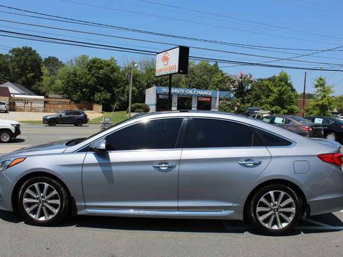 Used 2016 Hyundai Sonata Limited w/ Option Group 04 FWD image 11