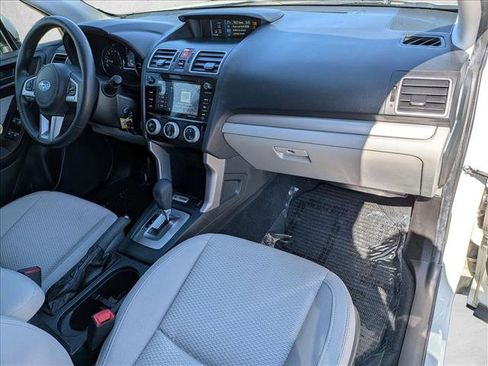 Used 2017 Subaru Forester 2.5i Premium AWD/4WD image 21