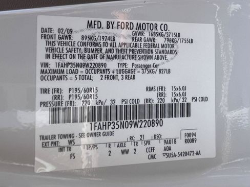 Used 2009 Ford Focus SE FWD image 31