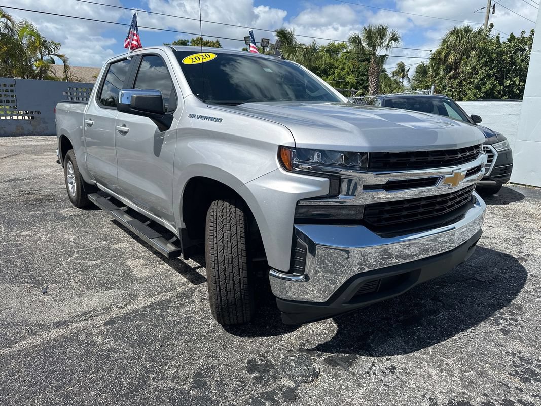 Used 2020 Chevrolet Silverado 1500 LT w/ All-Star Edition RWD image 3