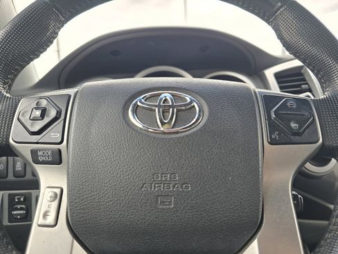 Used 2014 Toyota Tacoma 4x4 Double Cab w/ TRD Off-Road Package image 25
