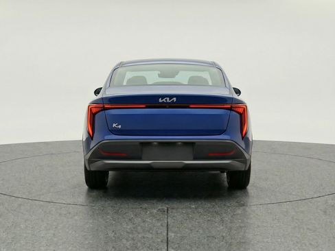 Used 2025 Kia K4 LXS image 7