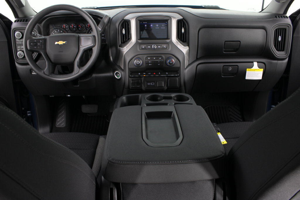 New 2026 Chevrolet Silverado 2500 Custom w/ Custom Value Package AWD/4WD image 15