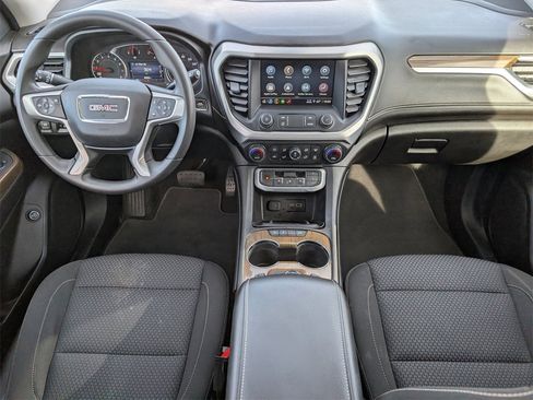 Used 2022 GMC Acadia SLE w/ Driver Convenience Package image 9