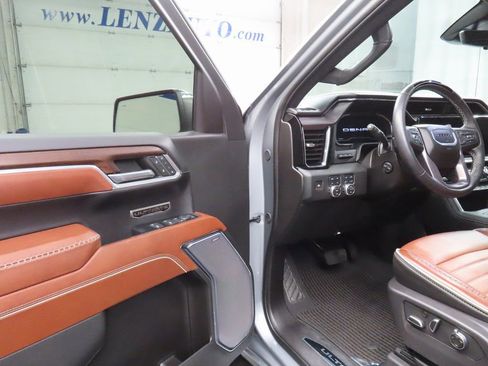 Used 2024 GMC Sierra 1500 Denali Ultimate image 47