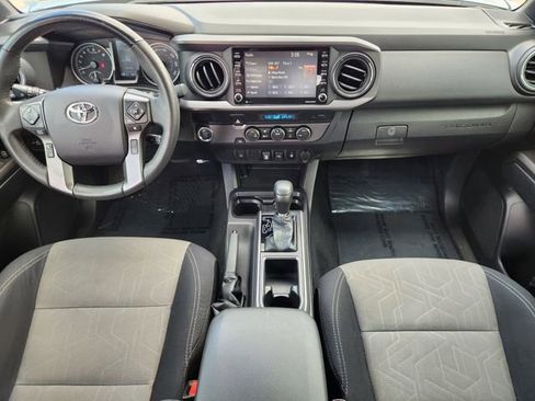 Used 2021 Toyota Tacoma TRD Sport image 18