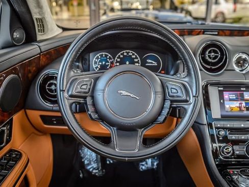 Used 2017 Jaguar XJ L Portfolio image 30