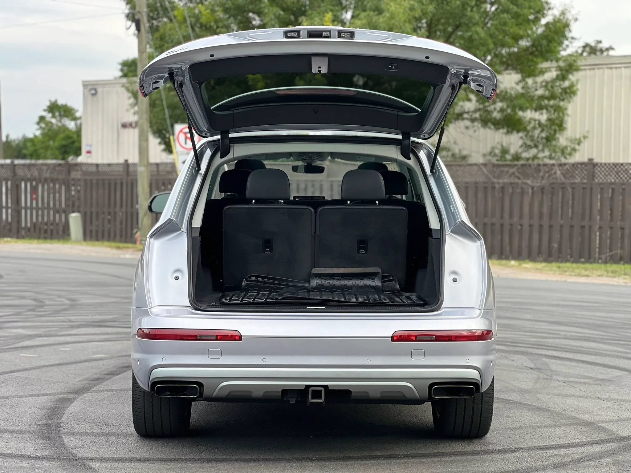 Used 2019 Audi Q7 3.0T Premium Plus AWD/4WD image 48