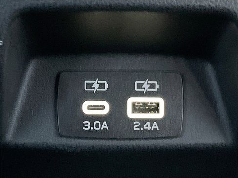 Used 2025 Subaru Crosstrek 2.5i Limited w/ Popular Package #3A image 26