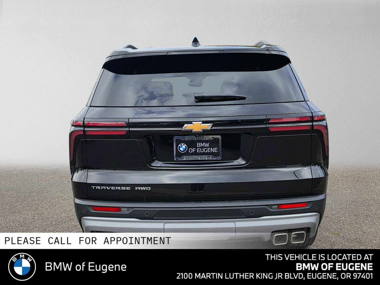 Used 2025 Chevrolet Traverse LT AWD/4WD image 4