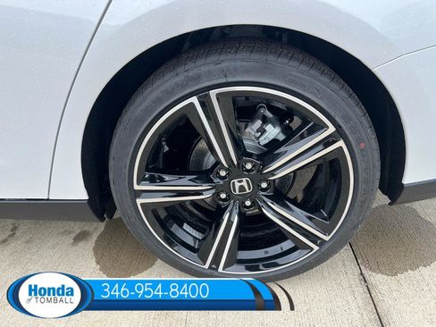 New 2026 Honda Accord Hybrid Sport-L image 17