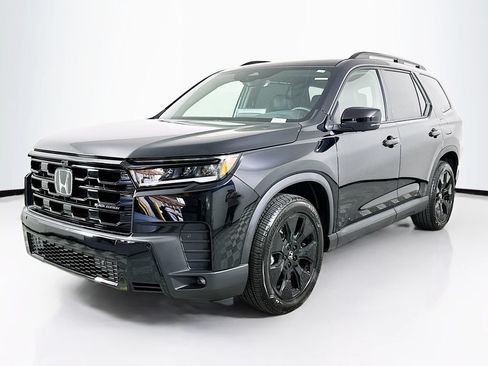 Used 2026 Honda Pilot Black Edition image 1