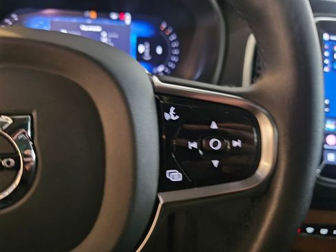 Certified 2023 Volvo XC90 B6 Plus w/ Protection Package Premier AWD/4WD image 22