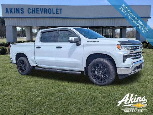 Used 2023 Chevrolet Silverado 1500 LT AWD/4WD image 2
