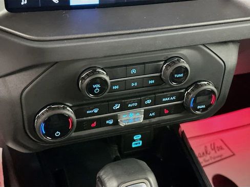 Used 2025 Ford Bronco Big Bend image 22