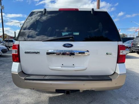 Used 2013 Ford Expedition XLT image 6