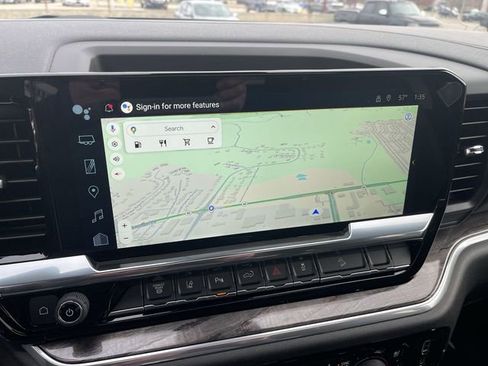 Used 2025 Chevrolet Silverado 2500 LTZ w/ LTZ Convenience Package image 20