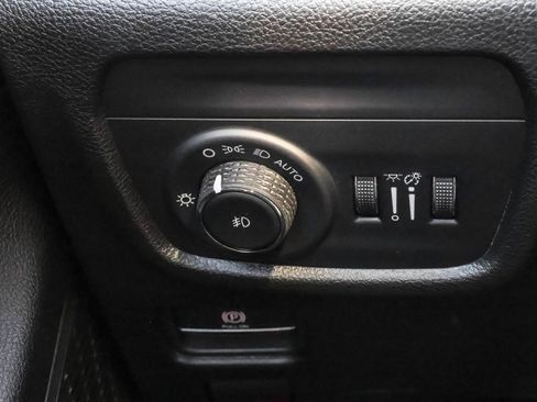 New 2025 Jeep Grand Cherokee Limited image 28