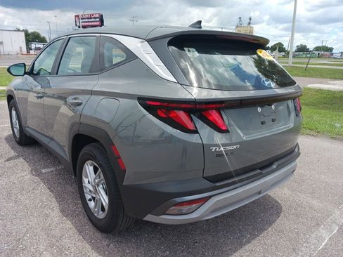 Used 2025 Hyundai Tucson SE FWD image 5