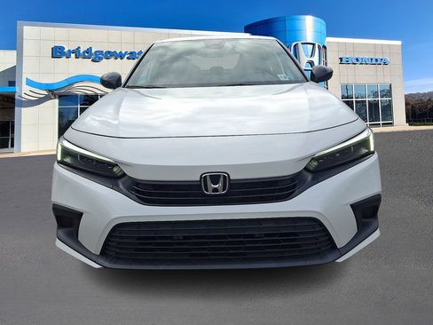 Used 2023 Honda Civic Sport image 2