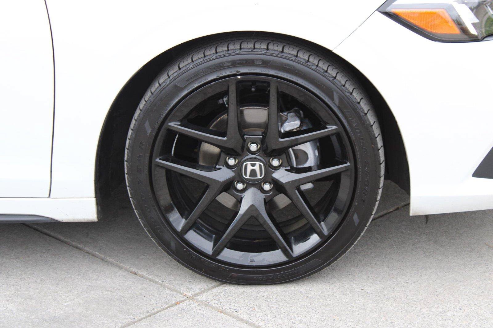 Used 2024 Honda Civic Sport image 9