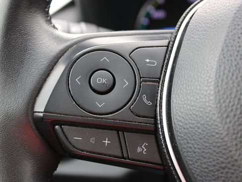 Used 2019 Toyota RAV4 XLE w/ Convenience Package image 18