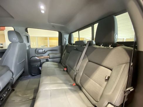 Used 2022 GMC Sierra 1500 SLE w/ Preferred Package image 23
