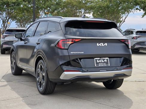 New 2026 Kia Sportage SX image 3