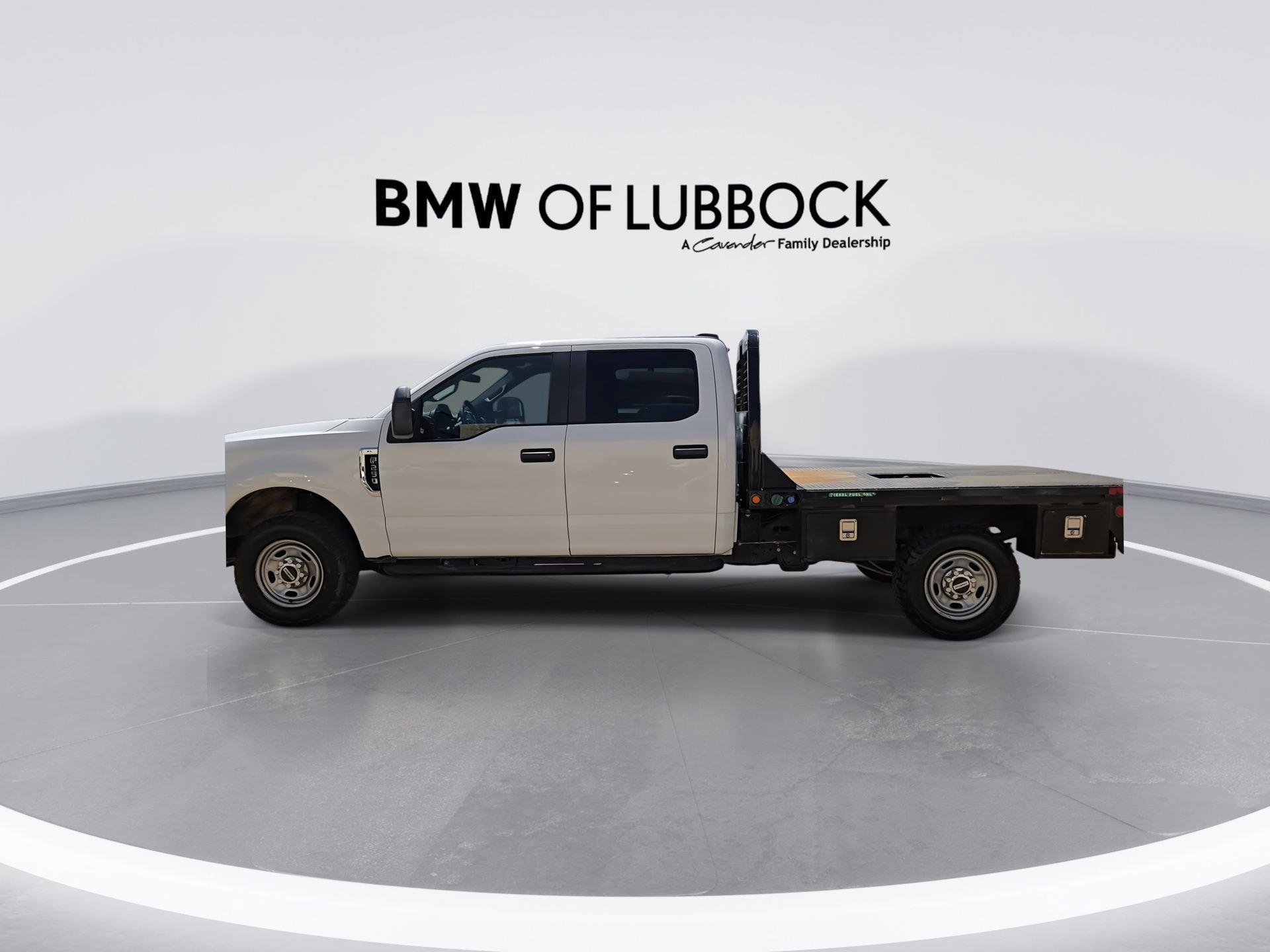 Used 2021 Ford F250 XL w/ Power Equipment Group RWD image 6
