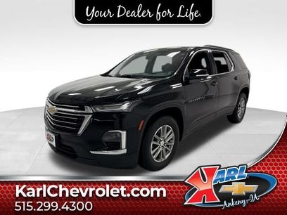 Used 2023 Chevrolet Traverse LT