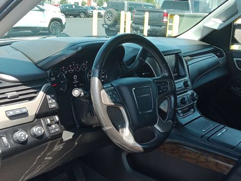 Used 2020 GMC Yukon Denali AWD/4WD image 17
