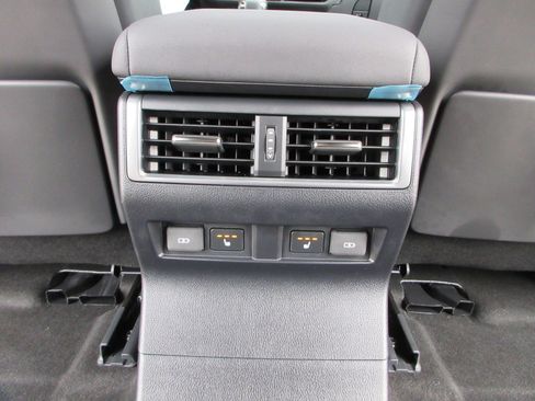 Used 2026 Lexus GX 550 w/ Accessory Package (CT) image 22