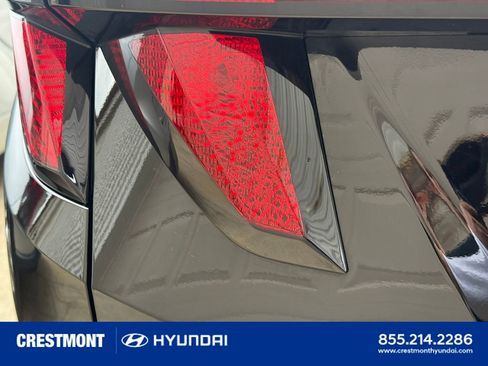 Used 2025 Hyundai Tucson SE AWD/4WD image 41