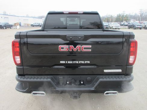 New 2026 GMC Sierra 1500 Elevation w/ Elevation Premium Package image 6