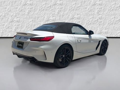 Used 2025 BMW Z4 M40i w/ Premium Package RWD image 3