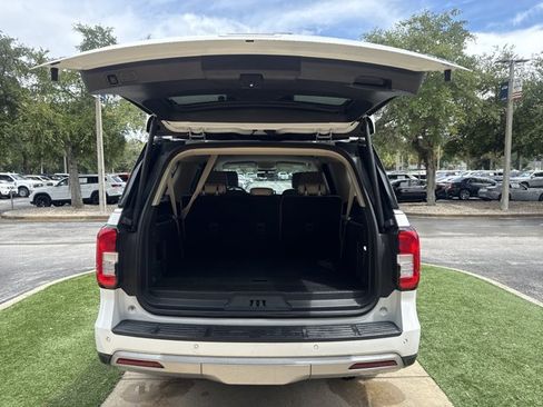 Certified 2024 Ford Expedition Max XLT RWD image 5