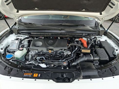 Used 2025 MAZDA CX-50 AWD 2.5 Hybrid w/ Premium Pkg image 28