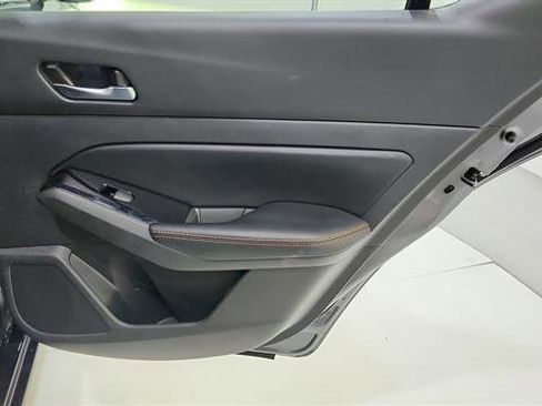 Certified 2025 Nissan Altima 2.5 SR FWD image 27