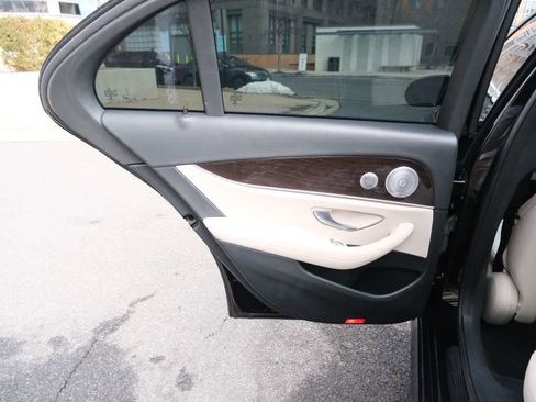 Used 2020 Mercedes-Benz E 350 Sedan w/ Parking Assistance Package image 24