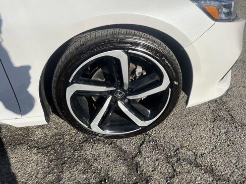 Used 2022 Honda Accord Sport Special Edition image 13