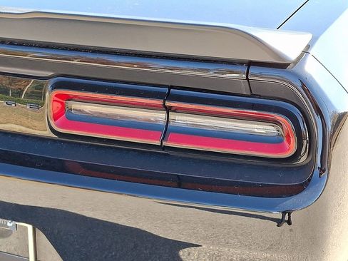 Used 2022 Dodge Challenger R/T w/ Blacktop Package image 10